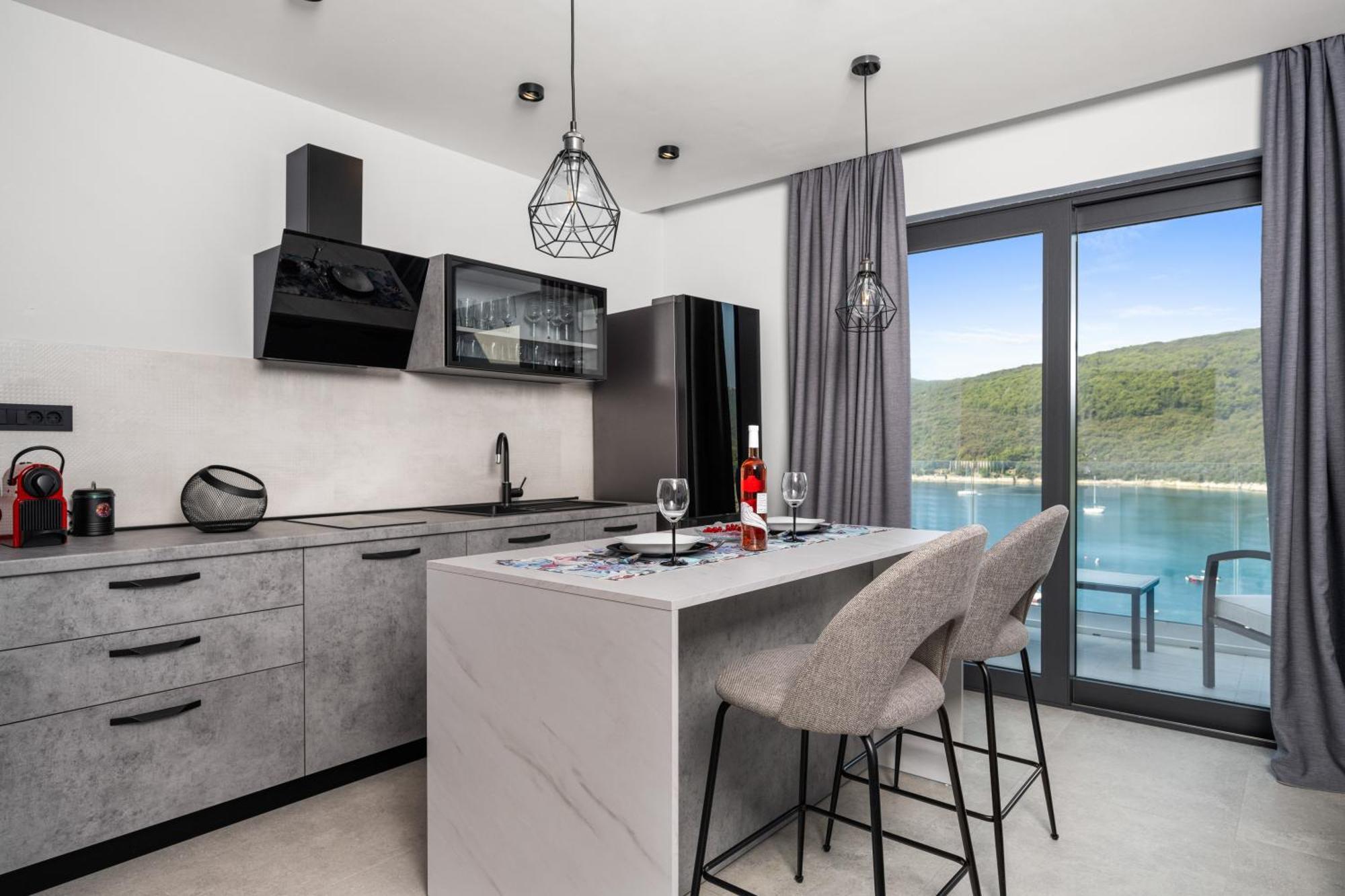 Apartment Mirella 2 Рабац Экстерьер фото